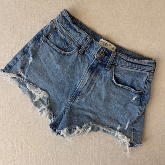 Abercrombie & Fitch Pants - Abercrombie & Fitch Curve Love High Rise Mom Short Denim Distressed Blue Size 26